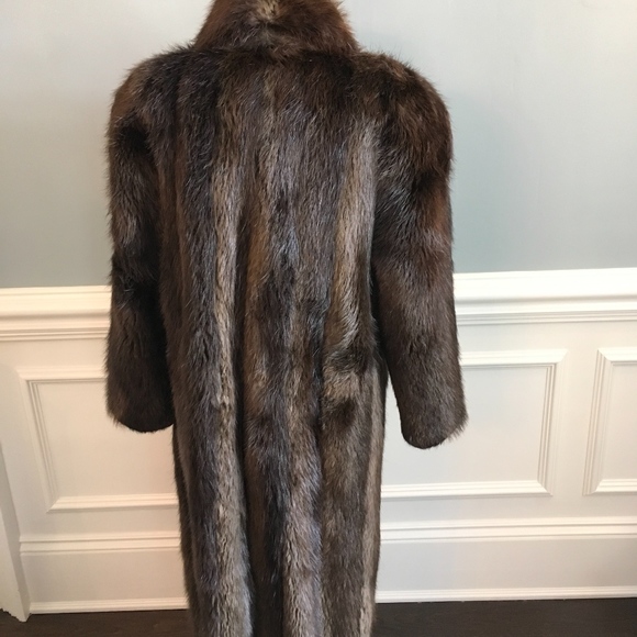 Meet your Posher, Carrie - Picture 7 of 8